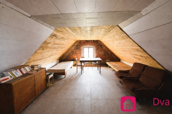 19B74E3A-7D5B-4AC4-A9D5-3E0943C37672