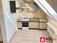 00FCE447-90EE-421F-AB09-AA92C27A46A2