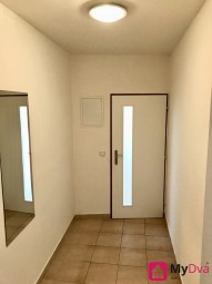 B1B10750-360E-42BE-B085-FF02EF5ECB4D