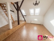 E012909d4bdfa8e89a4948b6d19b5dd897725