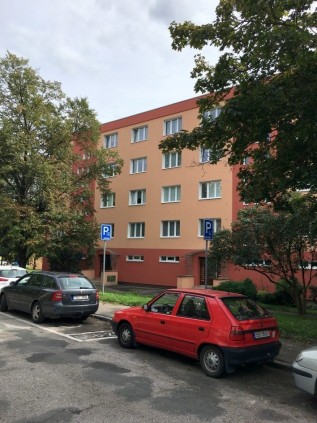 0 pohled na dům