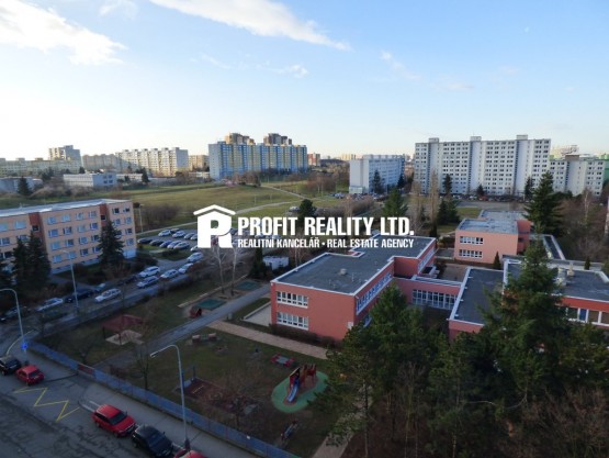 P1000453