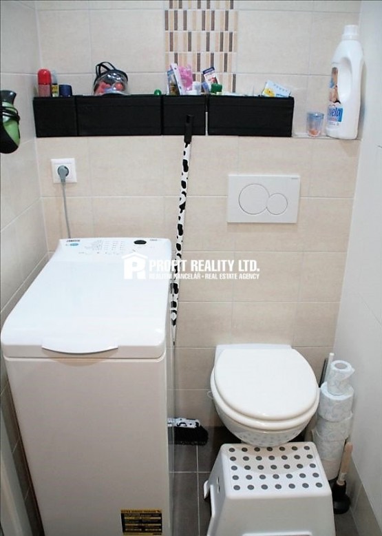 1495052633-xvfmm-5-bathroom-4
