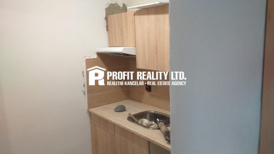 Dobřichovice ul. Karlická.jpg5