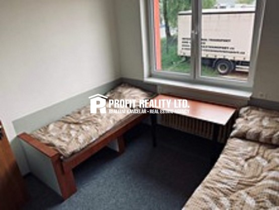 P9 Horní Počernice ul. Ve Žlíbku.png2