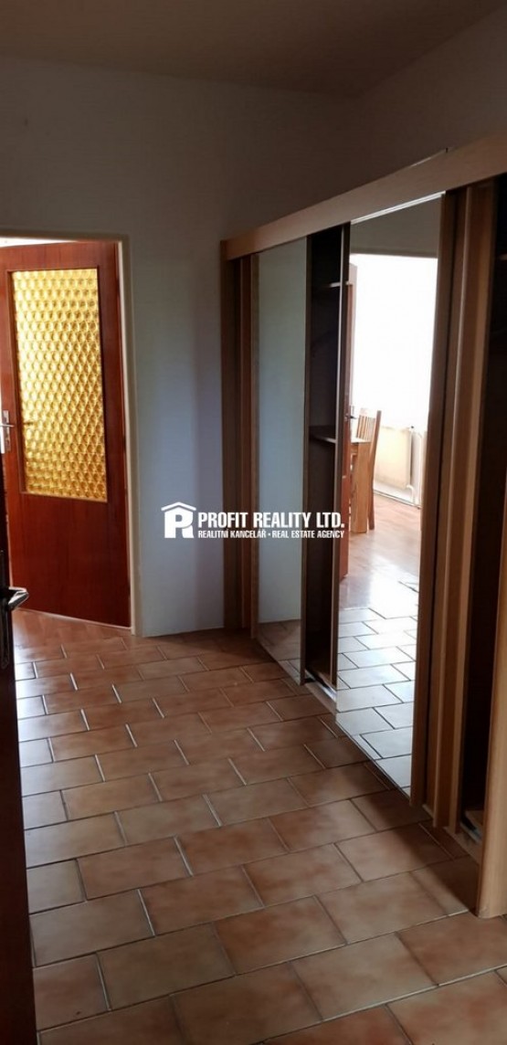 65982320-b9ac-40d2-b760-f5cff72a8f0d