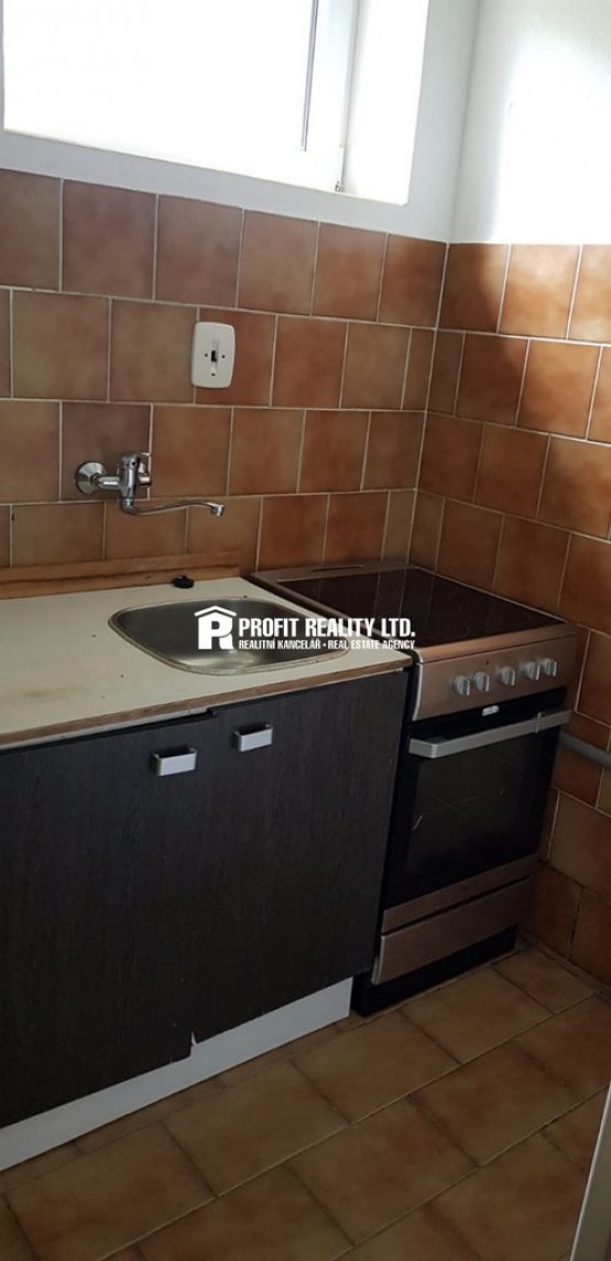 51b2f846-65b6-4640-bc99-296d880edf1f