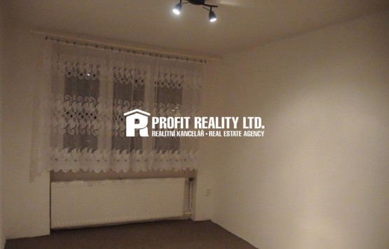 15055172-2-1-v-1-patre-rodinneho-domu-3