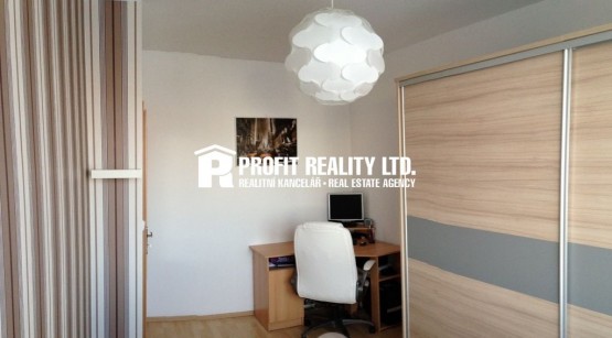 1573313139-tbpbmcrooi