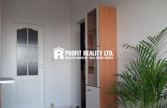 3183569-garsoniera-praha-4-kamyk-2