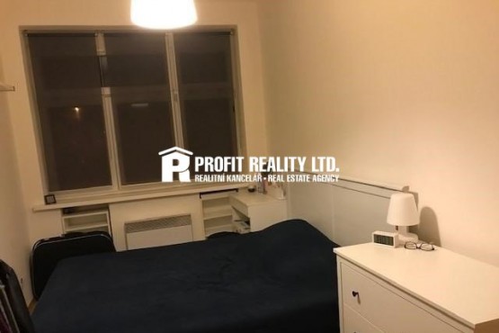 04_133854sYRIzaQXWj_b