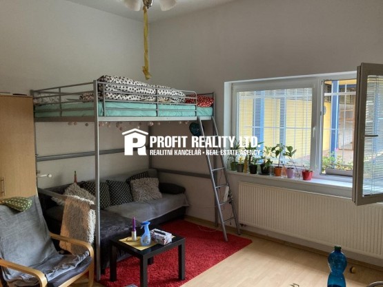 pEeN6Fj5tW16385411 (1)