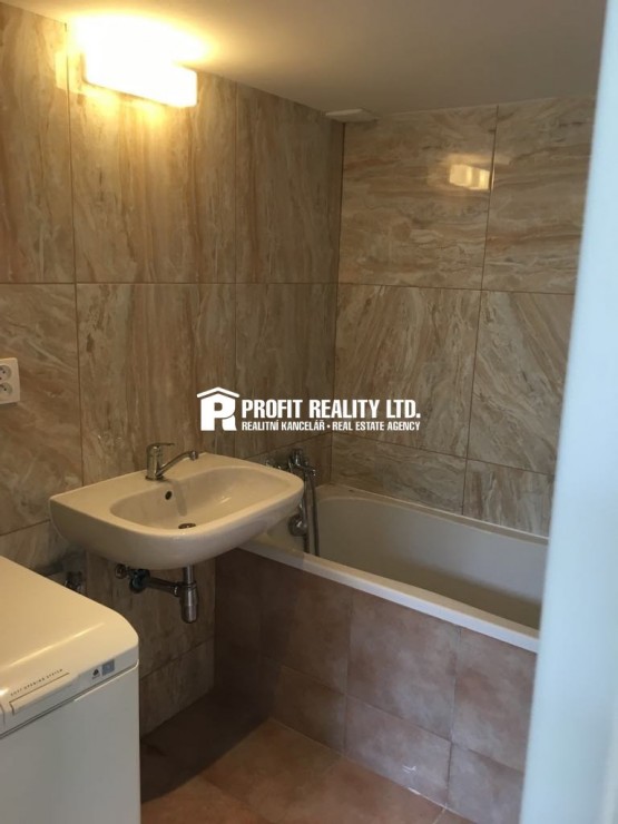 64360904_847450782301307_8377649292160008192_n