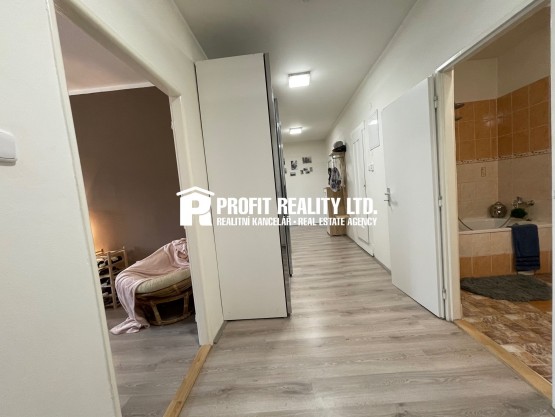 221BCA46-4D8B-4AE0-90B3-2BAE113B6C66