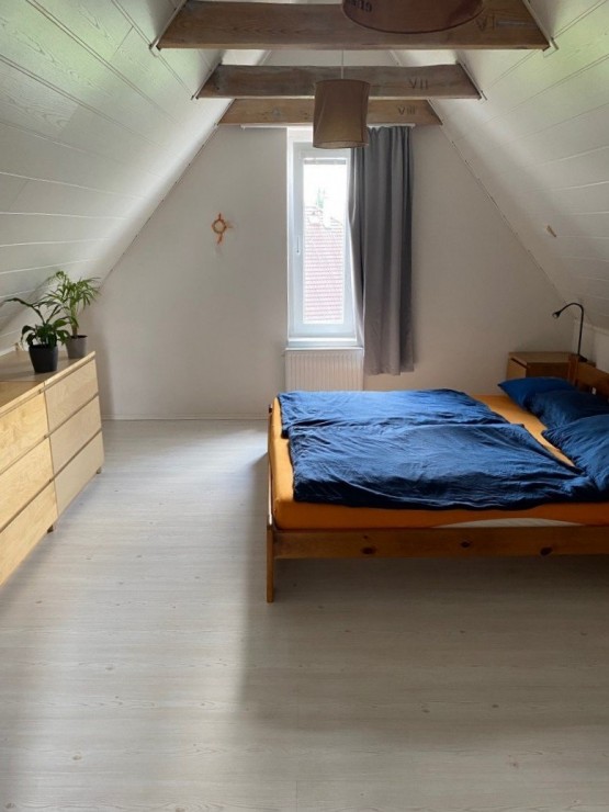 13 ložnice v podkroví