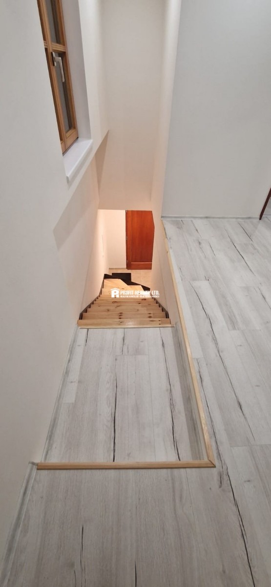 2153af73-4d09-4321-9378-57258b4386d5