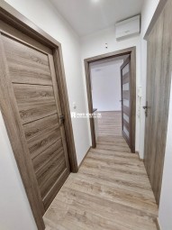 b83072c4-04ae-42ef-b7e8-6ccde61c2101