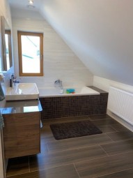 16. koupelna v podkroví