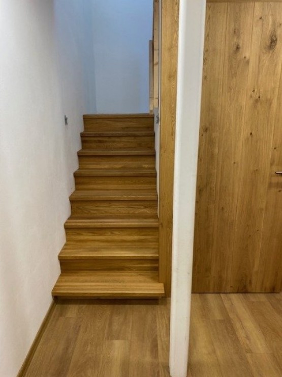 13. schody do podkroví