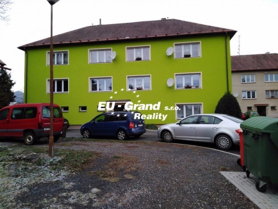 whn800x800-kbb1a-bef17-prodej-byty-2-1-64m2-cvikov-img-20181206-095755-dea0de