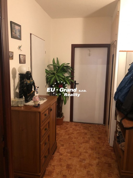 CA38BFC6-3F80-4384-8C33-4F68A16F3E98