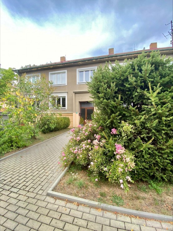 017FC90B-33FD-45D4-997C-448FA1D7890A