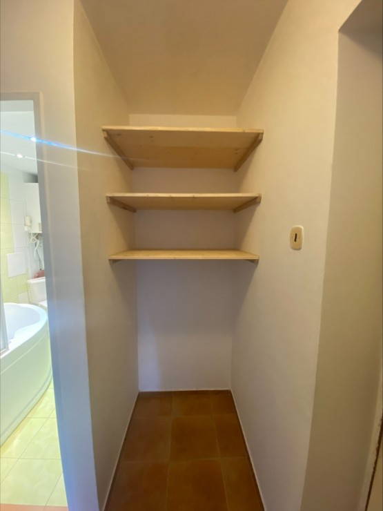 B51A4F9C-E842-4805-9EB4-78B57F42B78C