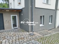 d255302f-2c8b-4e98-ae6b-67f1edeb81df