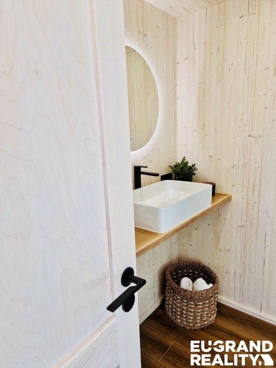 433fc5fb-b686-4056-876e-1f9de11f5ad2