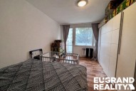 B16B027A-7BBB-4DF4-9A33-A0456A2C5810