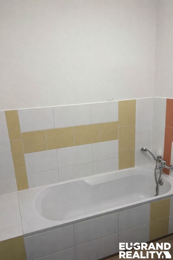 WhatsApp Image 2026-03-27 at 12.17.45 (2)