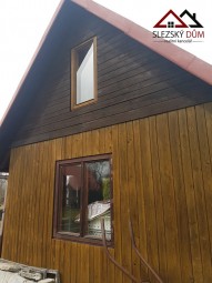 Tel.:604 799 700 Slezský dům