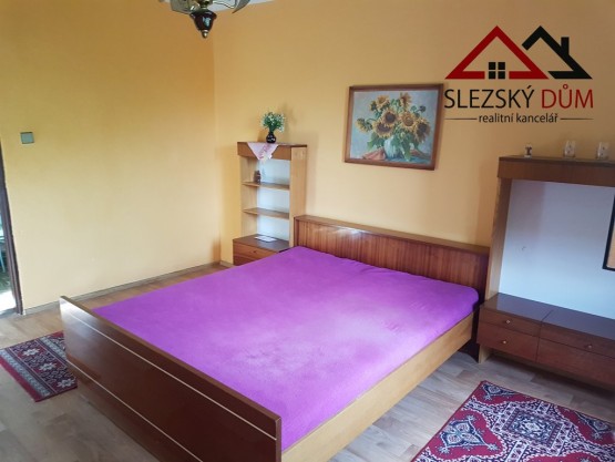 Tel.:604 799 700 Slezský dům