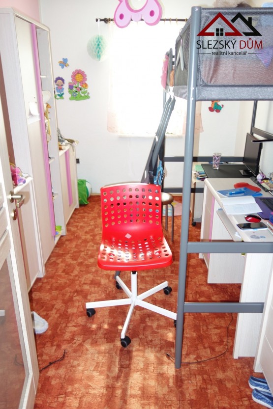 Tel.: 604 799 700 RK Slezský dům