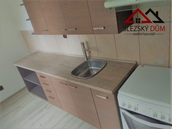 Tel. 604 799 700 Slezský dům