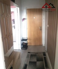Tel.: 604 799 700 Slezský dům