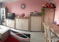 Tel.: 604 799 700 Slezský dům