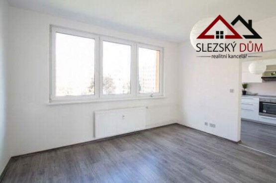 Tel.:604 799 700 RK Slezský dům