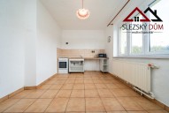 Adam Bartonec, tel.: 737 858 300