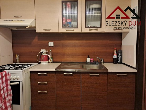 Tel. 604 799 700 RK Slezský dům