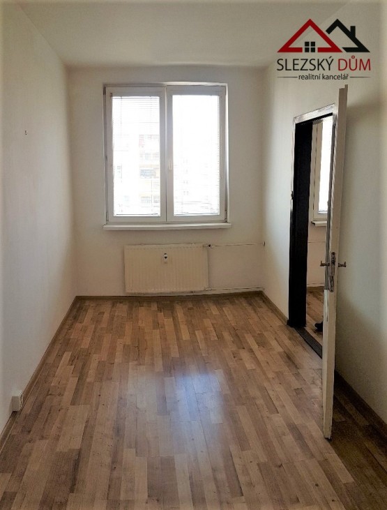 Tel. 604 799 700 RK Slezský dům