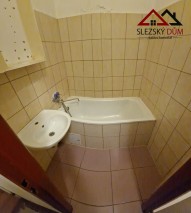 Tel.: 604 799 700 Slezský dům
