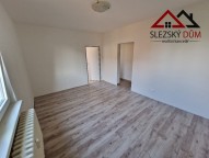 Tel.:604 799 700 RK Slezský dům