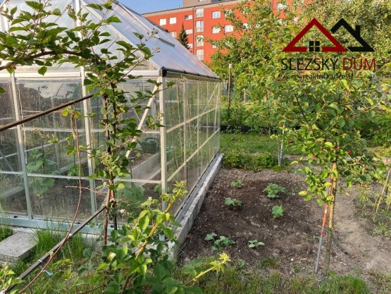 Tel.:604 799 700 Slezský dům