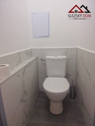 Tel.:604 799 700 RK Slezský dům