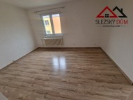 Tel.:604 799 700 RK Slezský dům