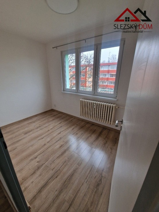 Tel.:604 799 700 RK Slezský dům