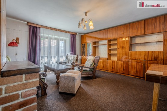 Obývací pokoj ve 2 NP