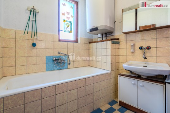 Koupelna ve 2 NP