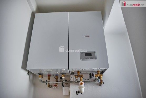koupelna-kotel na vytápění a ohřev vody